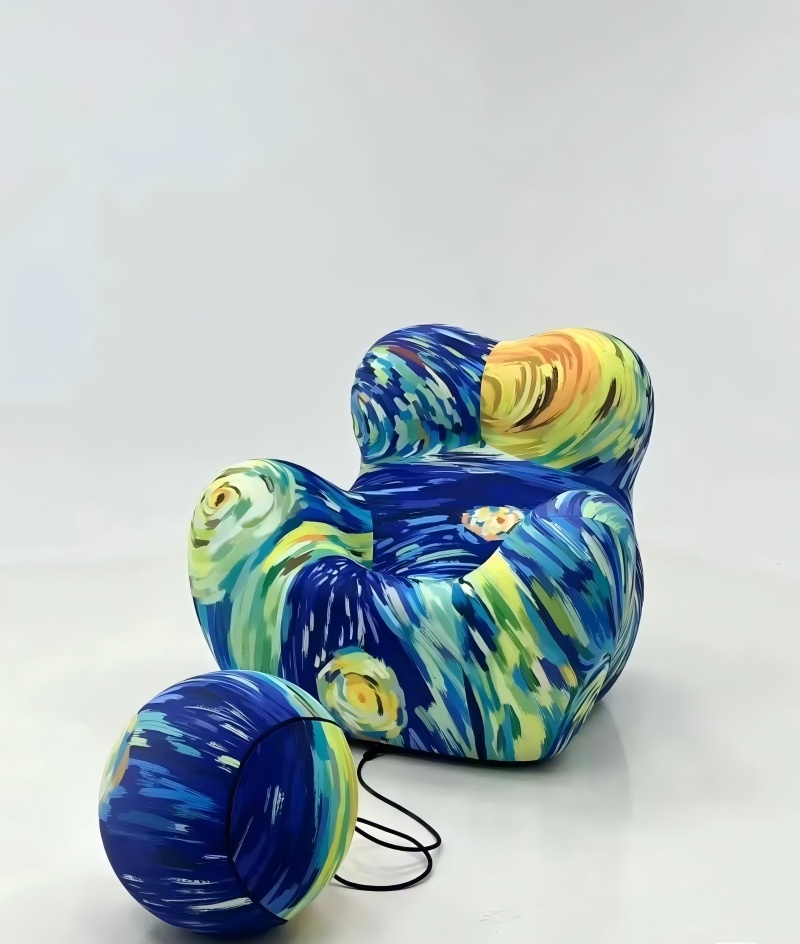 リビングルームのソファ