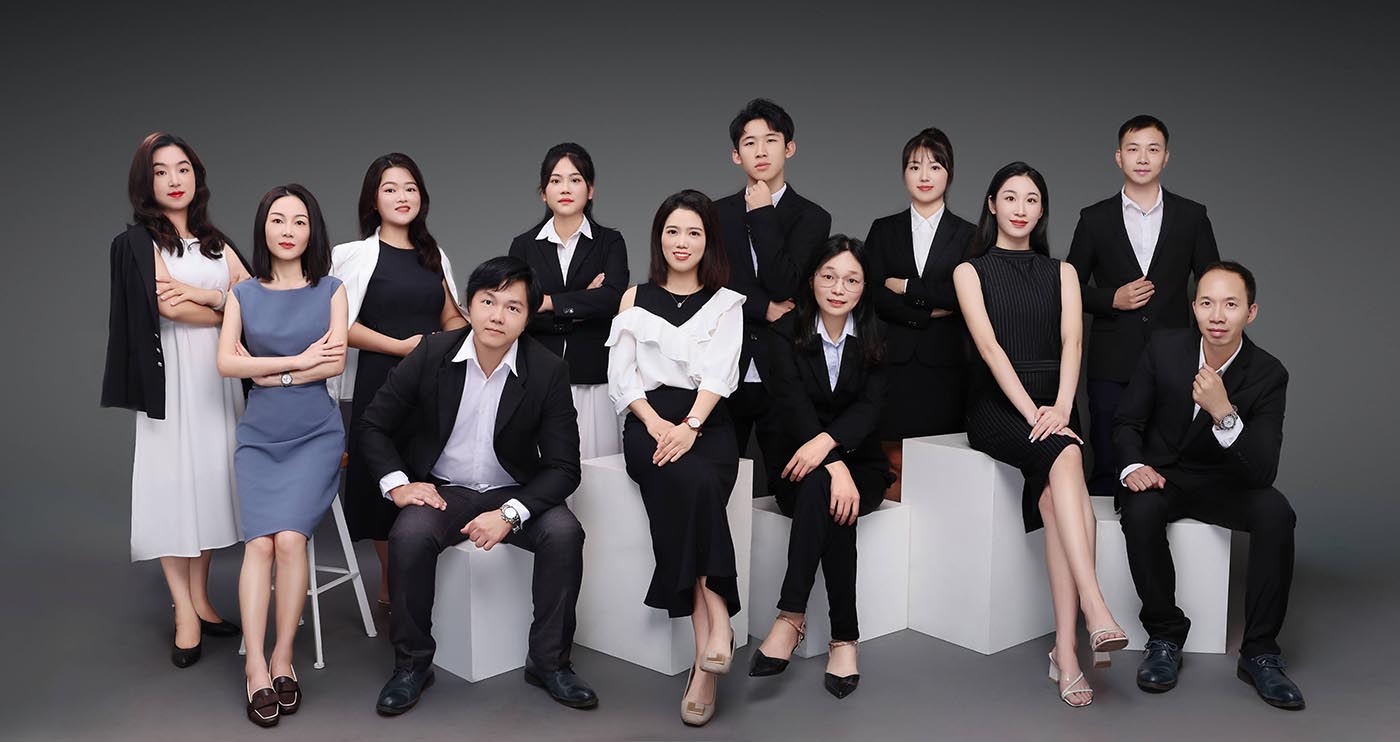 lenatees furniture team