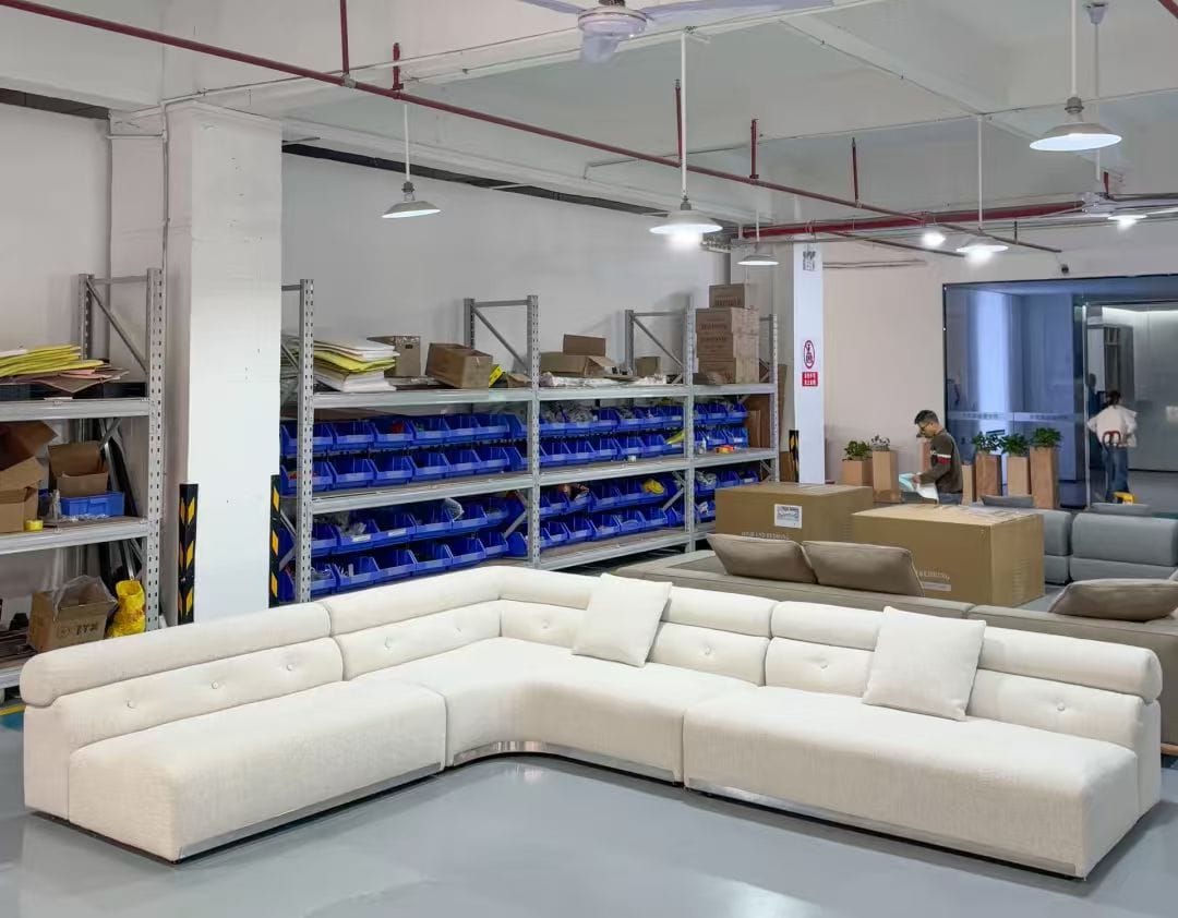 Modern Modular Sectional Sofa with Rounded Arms Modern modular sectional sofa with rounded arms