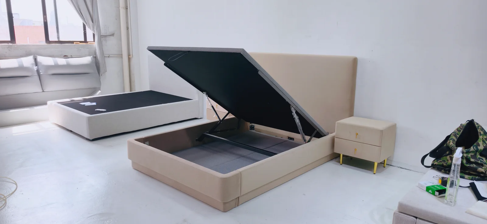 Bed-base and bedside-table physical reference